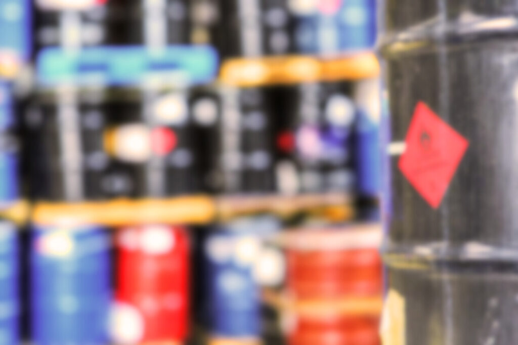 Entre as novidades da ABNT NBR 10004:2024 estão o formato (agora dividida em duas partes), mudanças nos critérios de periculosidades dos resíduos e revisões de conceitos teóricos, entre outras alterações.