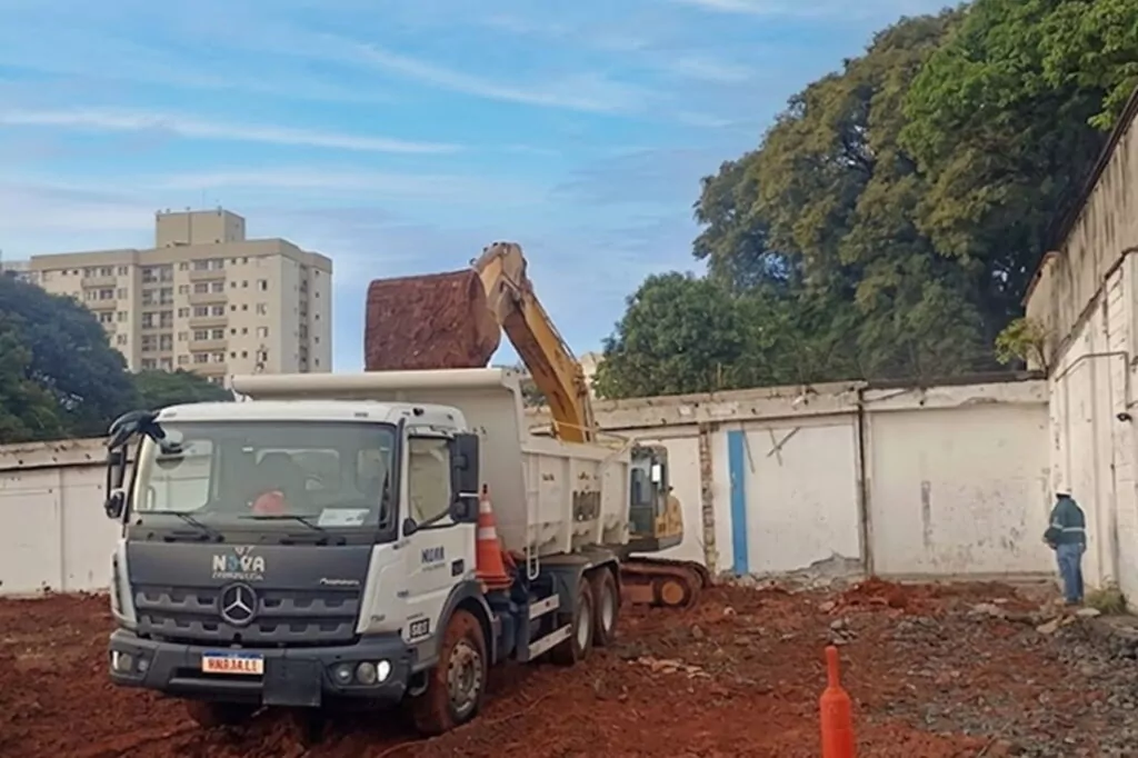 As consultorias ambientais parceiras da Nova Ambiental realizam estudos e diagnósticos fundamentais para o planejamento seguro e eficiente do gerenciamento de áreas contaminadas.